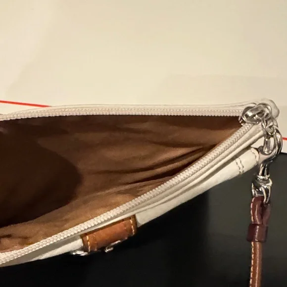 Coach Soho White Leather Wristlet with Brown Buckle Accent - Picture 3 of 9